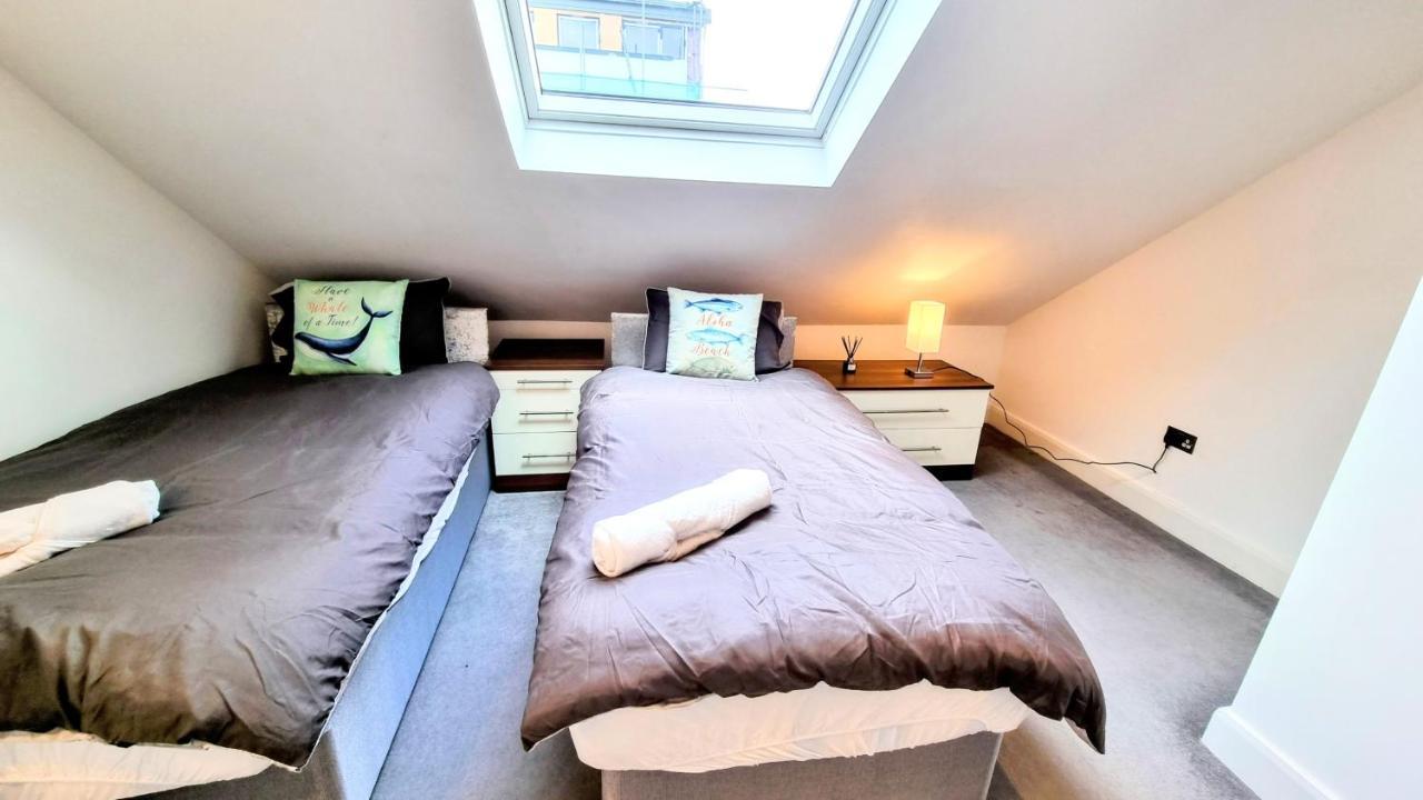Surbiton Luxury Garden House 19ヴィラ エクステリア 写真