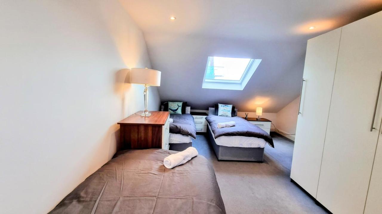 Surbiton Luxury Garden House 19ヴィラ エクステリア 写真