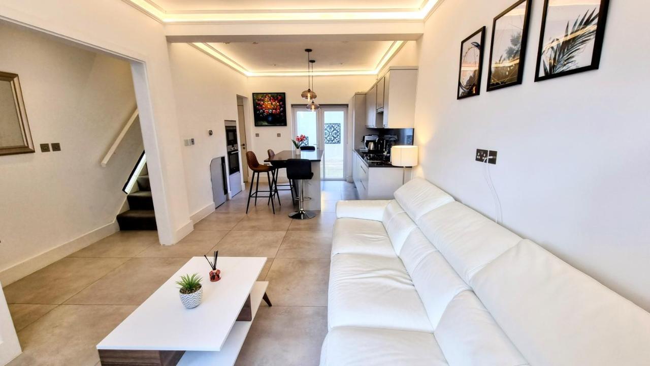 Surbiton Luxury Garden House 19ヴィラ エクステリア 写真