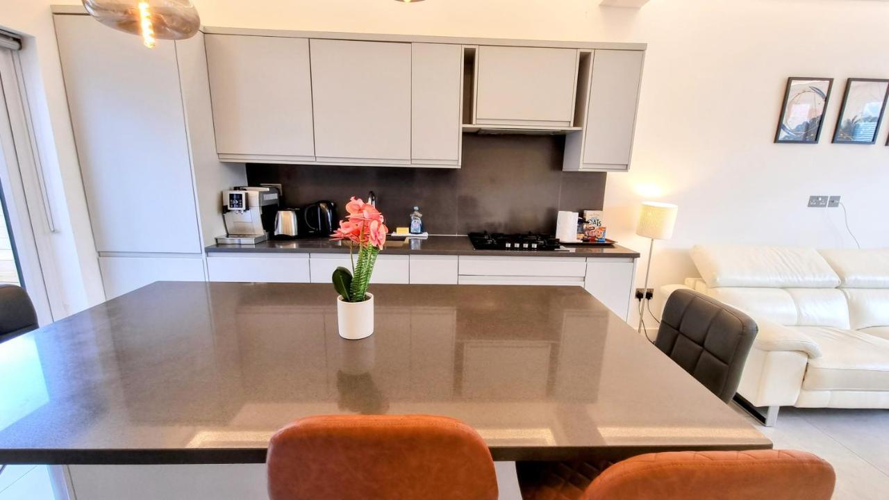 Surbiton Luxury Garden House 19ヴィラ エクステリア 写真