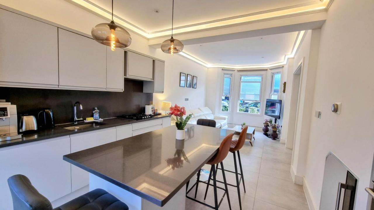 Surbiton Luxury Garden House 19ヴィラ エクステリア 写真