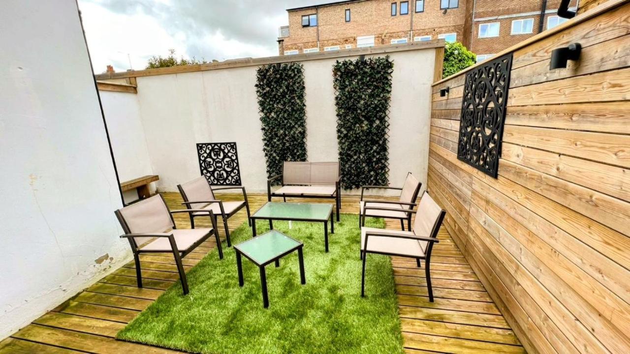 Surbiton Luxury Garden House 19ヴィラ エクステリア 写真